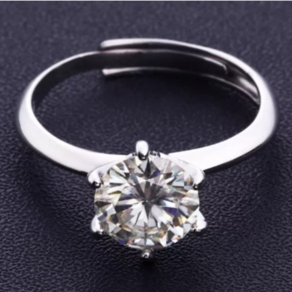 1 Ct Moissanite Natural White VVSI -- GORGEOUS 💋❤ Comes w GRA certificate ❤ - Picture 4 of 10